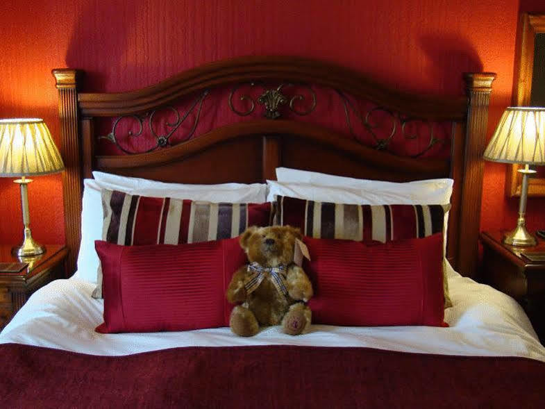 Mallyan Spout Hotel Goathland Eksteriør billede