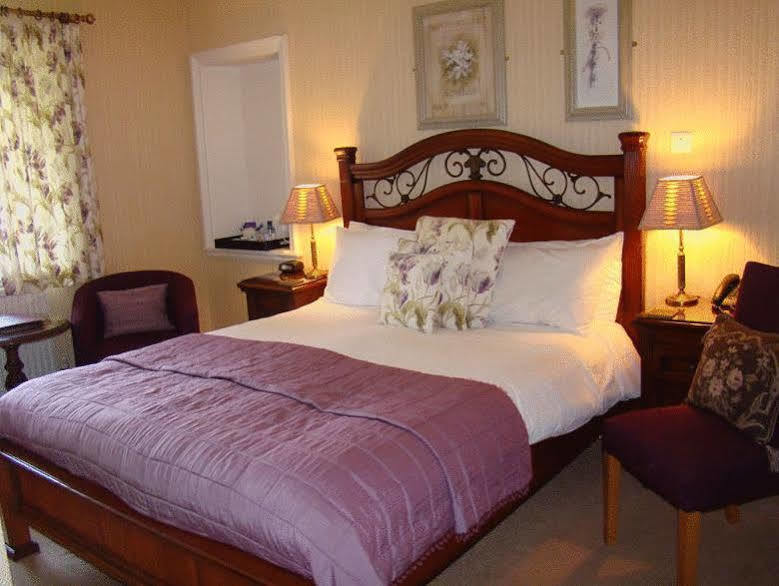 Mallyan Spout Hotel Goathland Eksteriør billede